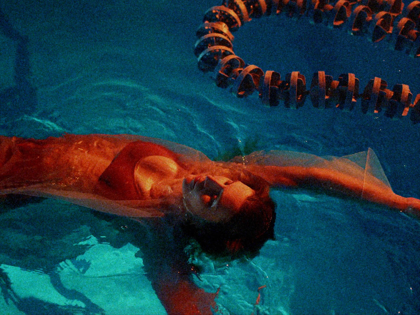 Super 8 Film Grain Coarse low light pool